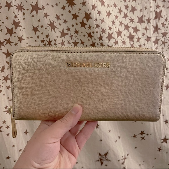 MICHAEL Michael Kors Handbags - Gorgeous Perfect Condition Michael Kors Wallet